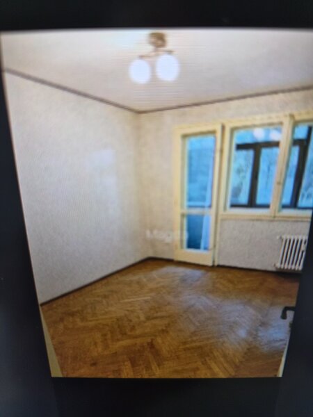 Crangasi -strada George Valsan